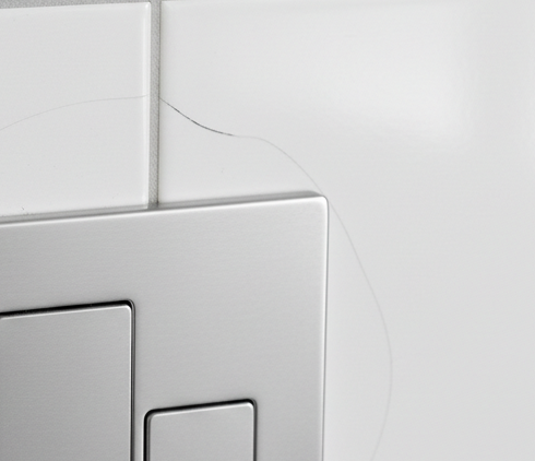 Onderzoek naar scheuren in tegelwerk